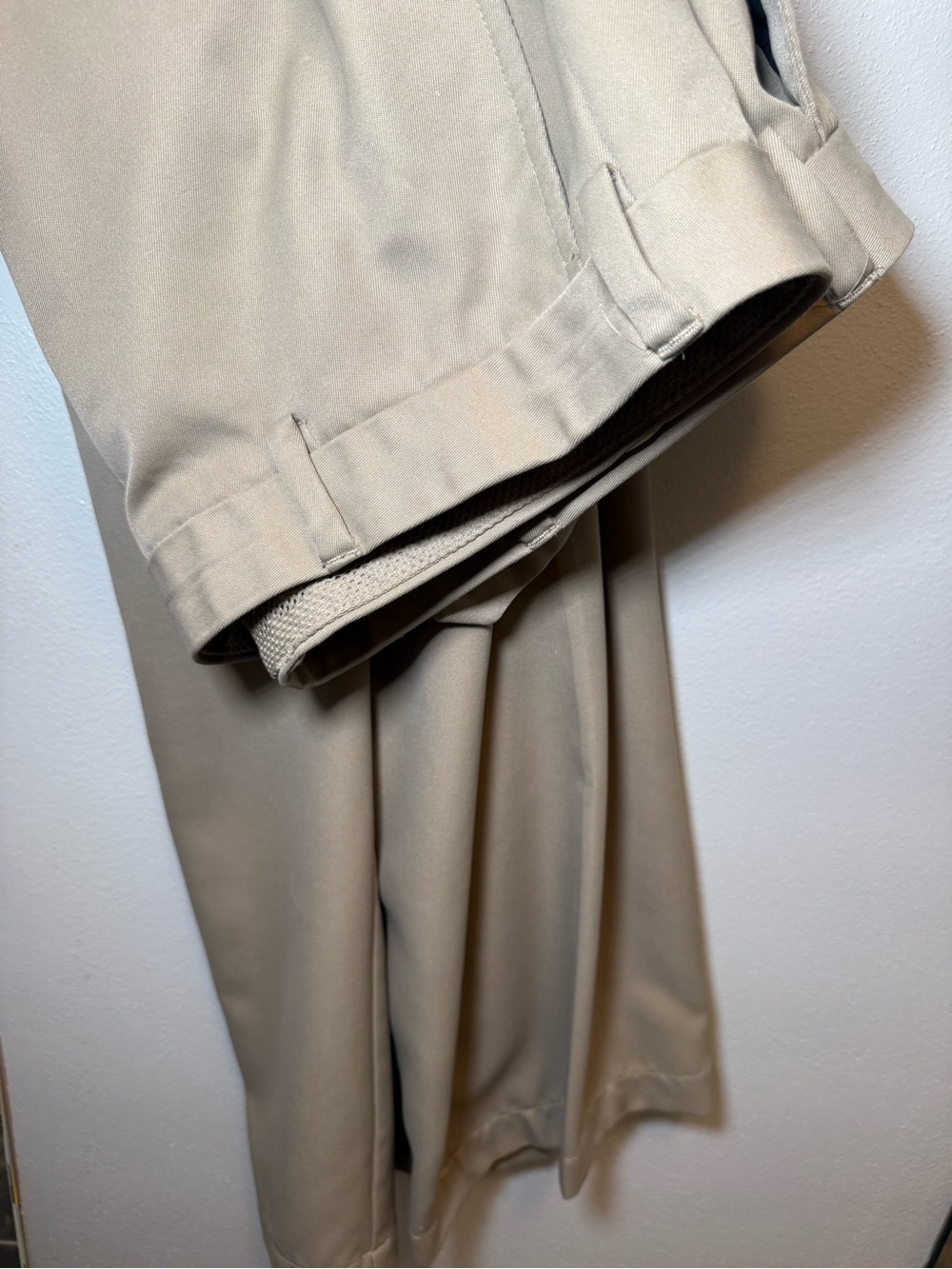 Izod Tan Golf Pants with Black Waistband Detail